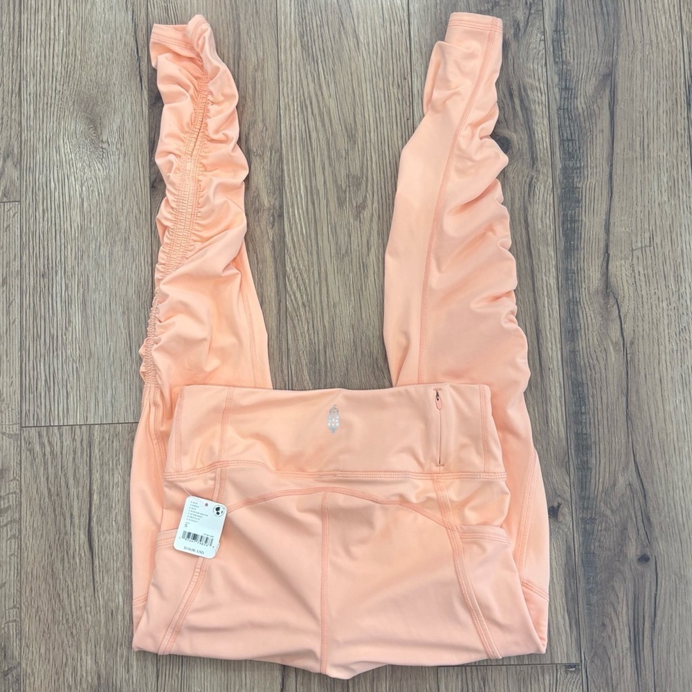 NWT Free People Movement Wonderland Warmth Leggings In Winter Melon Size Small